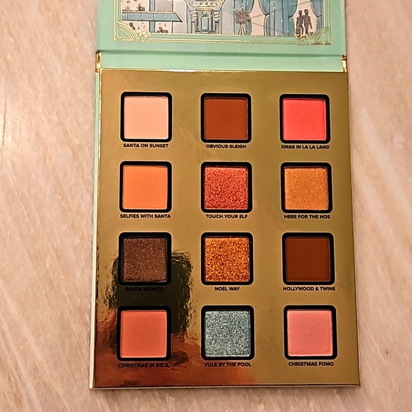 Too Faced Christmas in the City Make Up Collection...NEVER USED - Picture 5 of 10